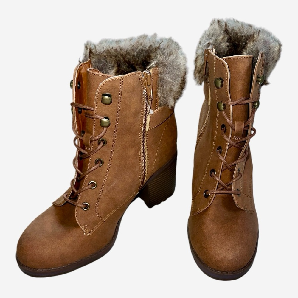 Falls Creek NWOT Sz 9 - Faux Fur Lace Up Ankle Booties - 2.75” Heel